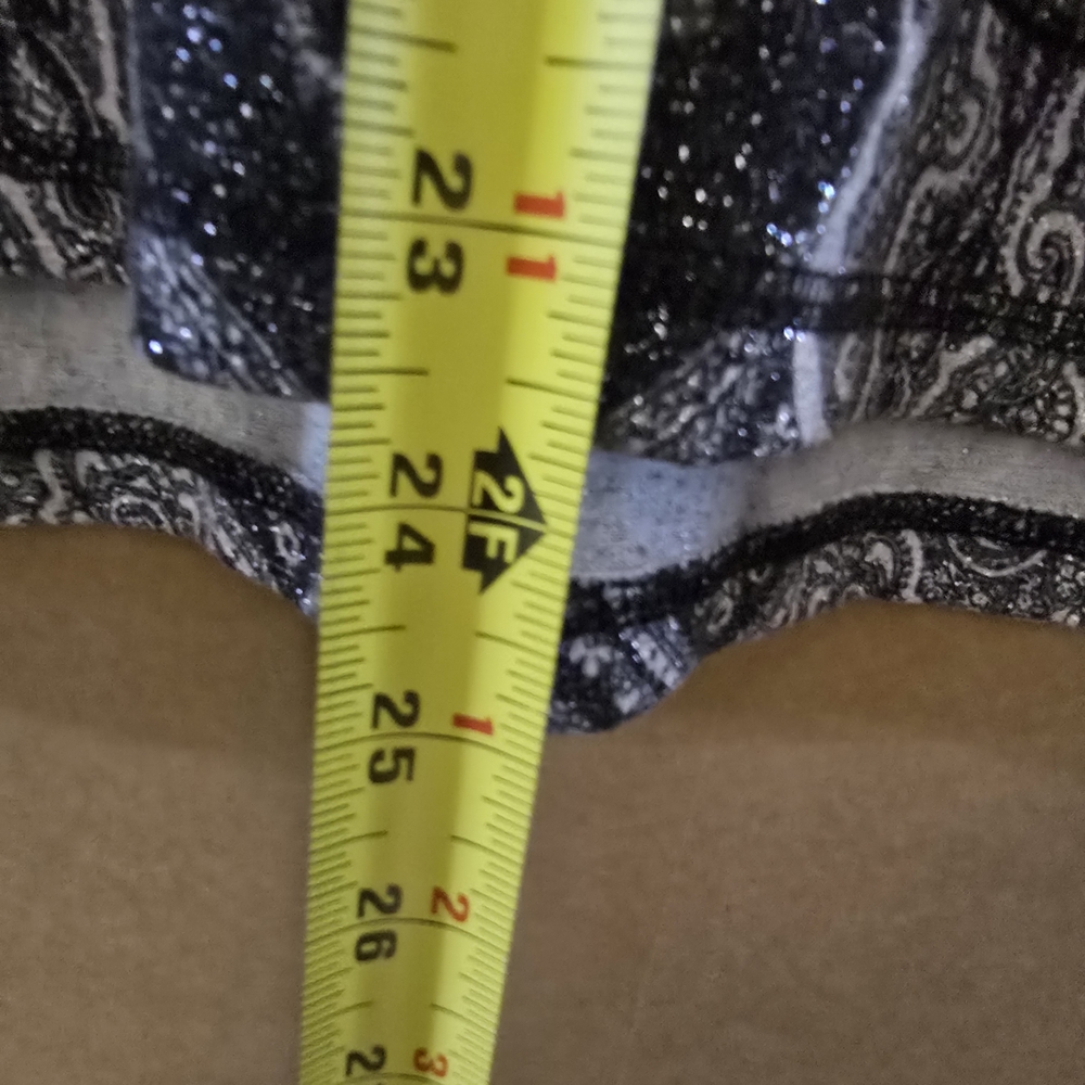 CJ Banks Patterned Sparkly Long Sleeve Top With Gems And Hood Size 1X 107 - Picture 8 of 11